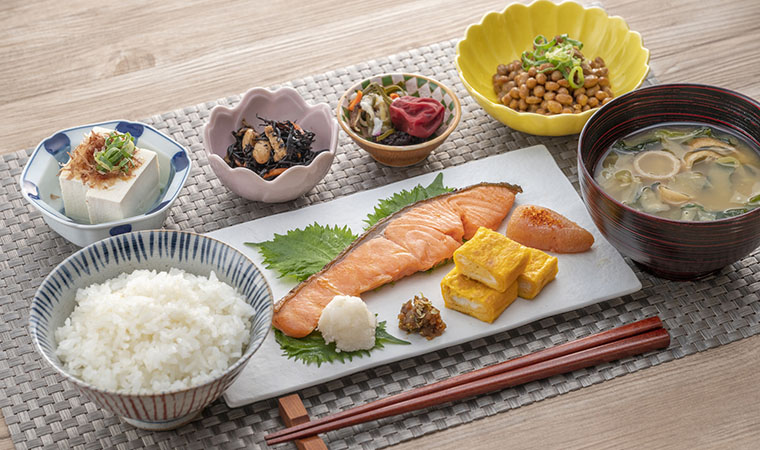 栄養バランスの良い食事